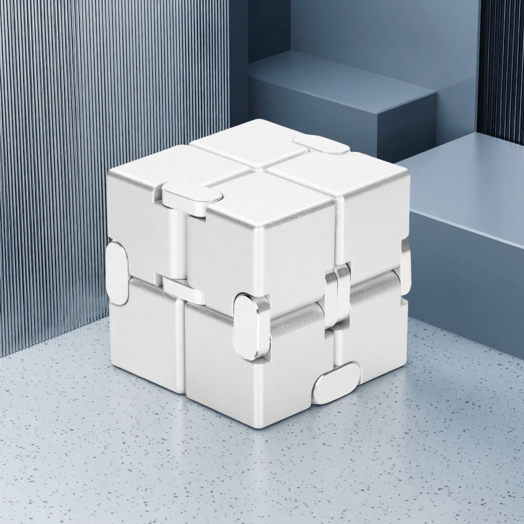 Metal Infinity Cube Fidget Toy – Clicky Stress Relief Desk Toy for Anxiety, ADHD Focus & EDC Gadget
